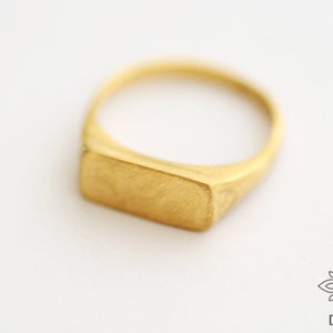 Gold Signet Ring,  14K Gold ring, 18k Gold Pinky Ring, Ring For Women or Men