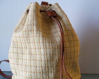 Maurizio Taiuti Made in Italy Shoulder  Feedbag Purse