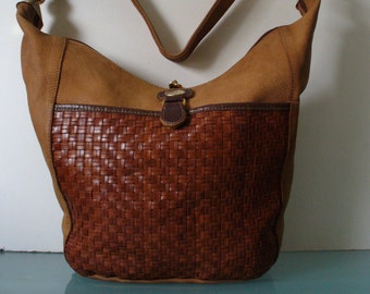 2 Effe Made in Italy Giant British Tan Hobo Style Bag