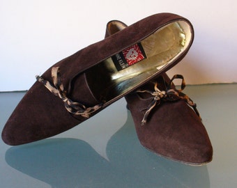 Anne Klein Made in Italy Brown Suede French Court Shoes Size 6.5M