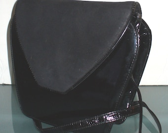 Vintage  Minelli Made in Italy Patent Leather  & Suede Shoulder Bag