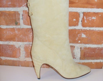 Gianpaolo Mattiozzi Made in Italy Bone Suede Boots Size 8 B US