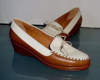 Ralph Lauren Made in Italy Brown & White Spectator Loafers Size 5 B US