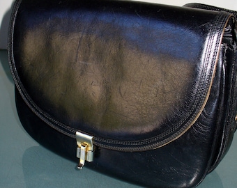 Vintage  John F. Made in Florence  Italy Black Leather Shoulder Bag
