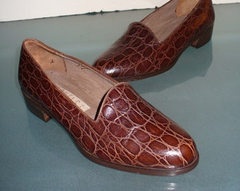 Vintage Nickels Made in Italy Faux Crocodile Loafers Size 6M