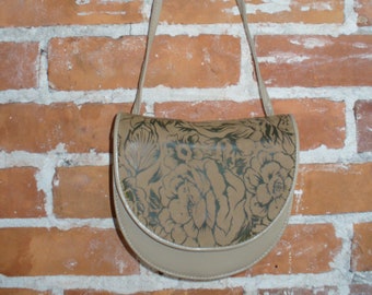 Made in Italy Lord & Taylor Crossbody  Pouch