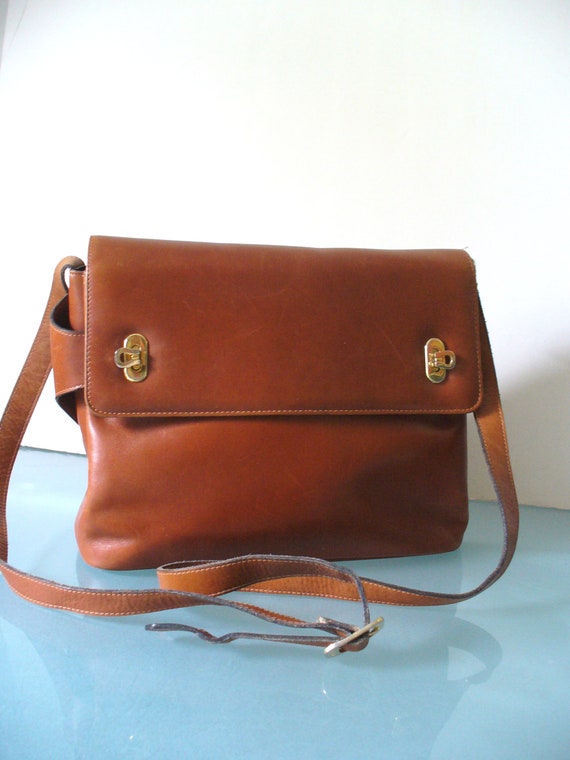 vintage ferragamo shoulder bag
