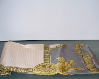 Vintage Made In Italy Hounds-tooth Print Scarf