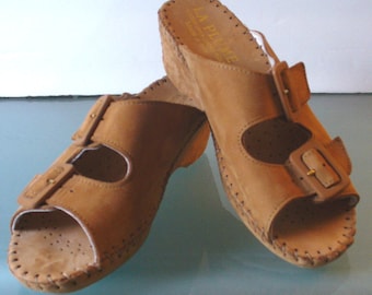 Vintage La Plume Double Buckle Moccasin Style Sandal Size 36 Made in Italy