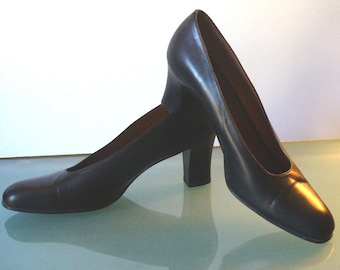 Vintage Coach Made in Italy Ladies Pumps Size 8M