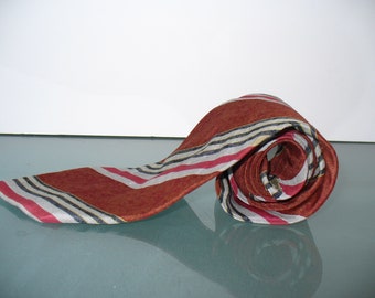 Giorgio Armani Red Regimental Stripe Made in Italy Silk  Tie