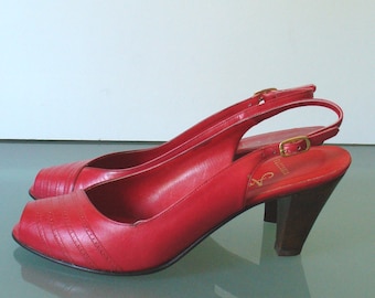 Vintage Amalfi By Rangoni Fire Engine Red Calf Skin Slingback Pumps Size 7.5