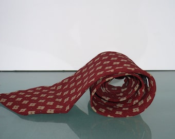 Giorgio Armani Red Floral Cravat Made in Italy Silk  Tie