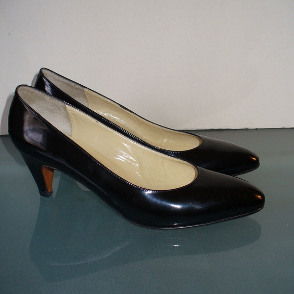 Vintage Made in Italy Rangoni Patent Leather  Pumps 7 AA US