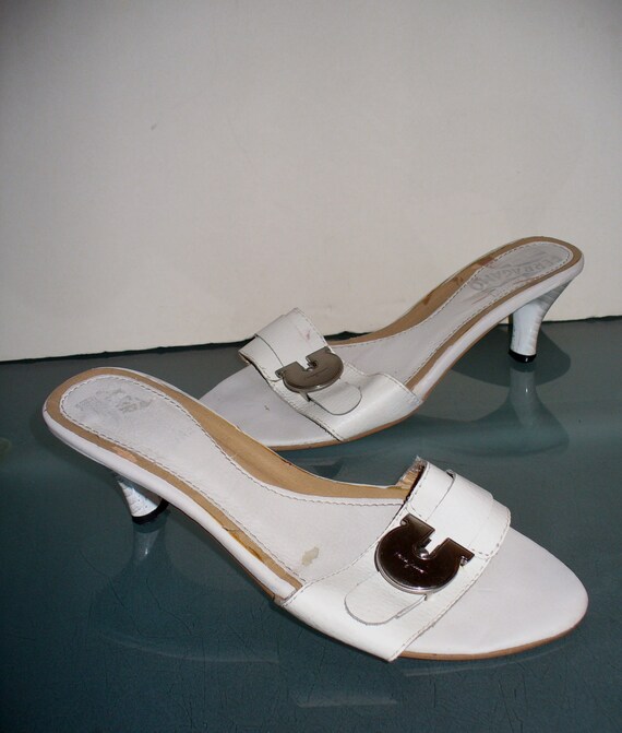 Ferragamo Kitten Heel Slides Made in Italy Size 37