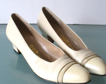 Made in Italy Salvatore Ferragamo Ivory Pumps  Size 8.5 US