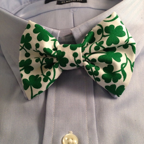 Glück von der irischen Shamrock-Fliege