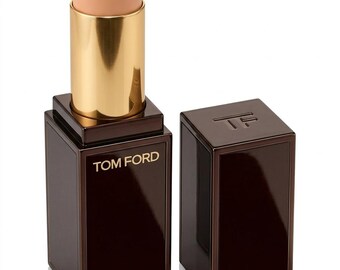Correcteur mat doux Tom Ford Traceless 1W0 Écru en stick