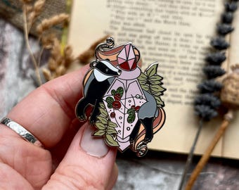 Badger Enamel Pin | Badger Pin | Cute Badger | Badger Gifts | Witchy Enamel Pin | Badger Lover | Witchy Pin | Woodland Pin | Spooky Pin