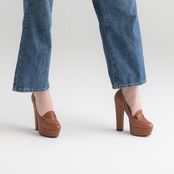 1970 women's platform shoes
