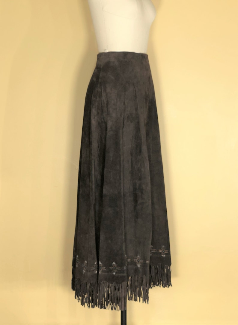 suede fringe skirt brown suede skirt 1990s brown suede hand painted Western-style with skirt- small- Cottagecore skirt hippie skirt