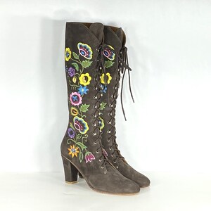 Rare 1960s Embroidered Boots 39