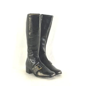 1960s Mod Vinyl Boots: Black Buckle Low Heel, Size 8.5, Made in Italy