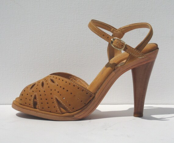 1970s mint condition tan suede and wood platform s