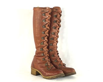 Botas vintage Zodiac de piel con cordones de los años 70: piel marrón rojiza, ojales en forma de D, suela de crepé, talla 7.5