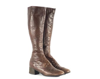 1960s Vintage Brown Leather Boots with Grommets - Mod Boots, Size 7