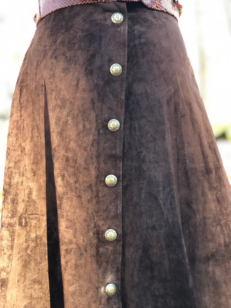 suede fringe skirt brown suede skirt 1990s brown suede hand painted Western-style with skirt- small- Cottagecore skirt hippie skirt