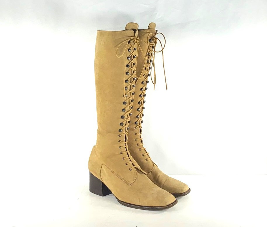 1970s tan suede lace up boots - size 7 - 70s Italian suede boots  - 1970s lace-up boots in tan suede - 1960s go go boots - 1960s boho boots
