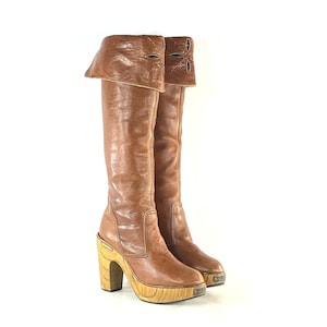1970s Zodiac platform boots - size 6 - 1970s leather boots with real wood heels - 1970s platform boots - tall 1970s boho boots with cuffs