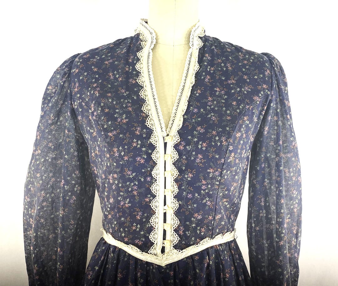 1970s Navy Blue Calico Gunne Sax Dress - Vintage 70s Dress - Size Small ...