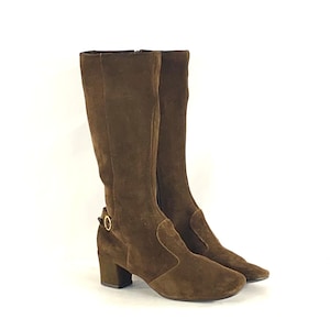 1960s brown suede boots - size 8 - 60s suede boots  - 1960s mod boots - 1960s boots with side buckle and low heel - 1960s vintage boots