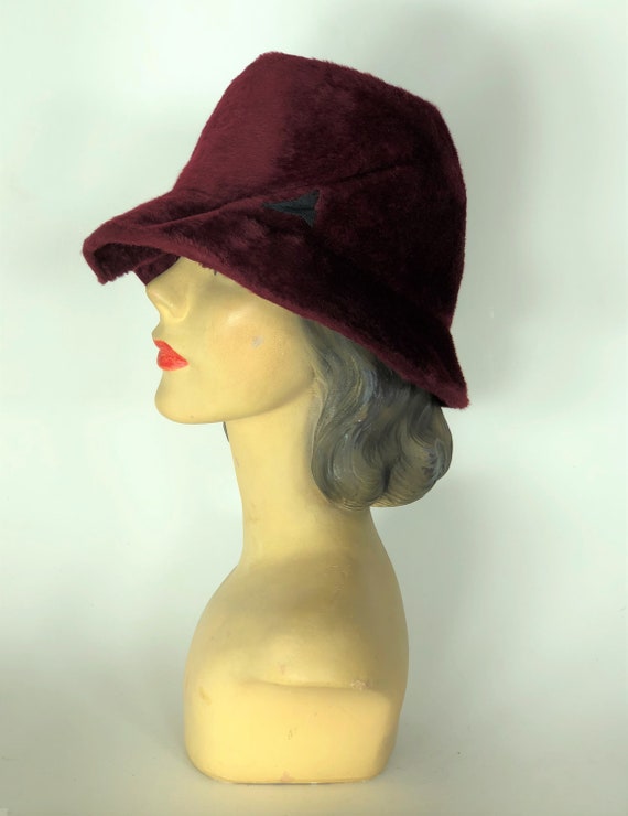 1960s felt fedora - size 22 - 1960s maroon cloche… - image 7