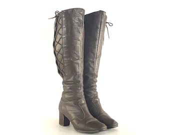 Vintage 1970s Brown Leather Go Go Boots - Side Lace, Size 5.5
