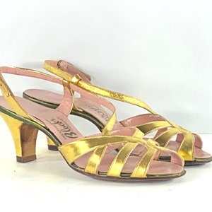 1940s gold strappy evening sandals - size 7 - 1940s shoes - 1940s pumps - 1940s gold shoes - 1940s evening sandals in metallic leather