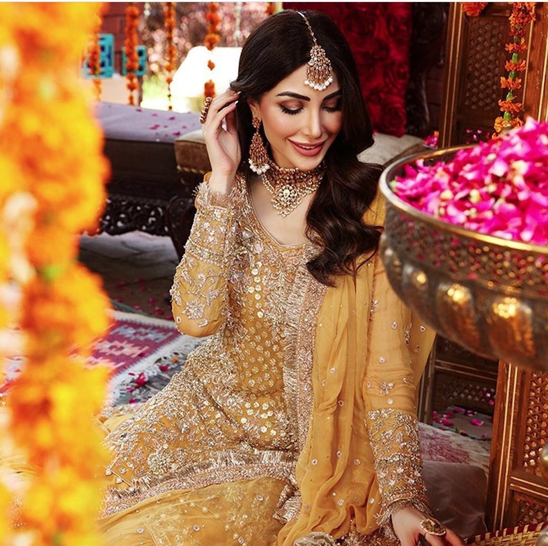 Yellow Pakistani Mehendi/Mayoun gharara image 3