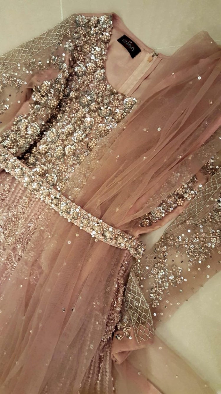 Wedding Gown Simple Classy — 11 Alluring Pakistani Wedding Dresses Bridal...