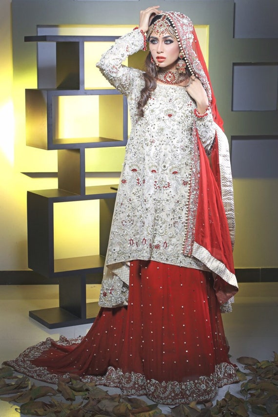 Best Engagement Dress for Bride, Pakistani Indian Bridal Dress