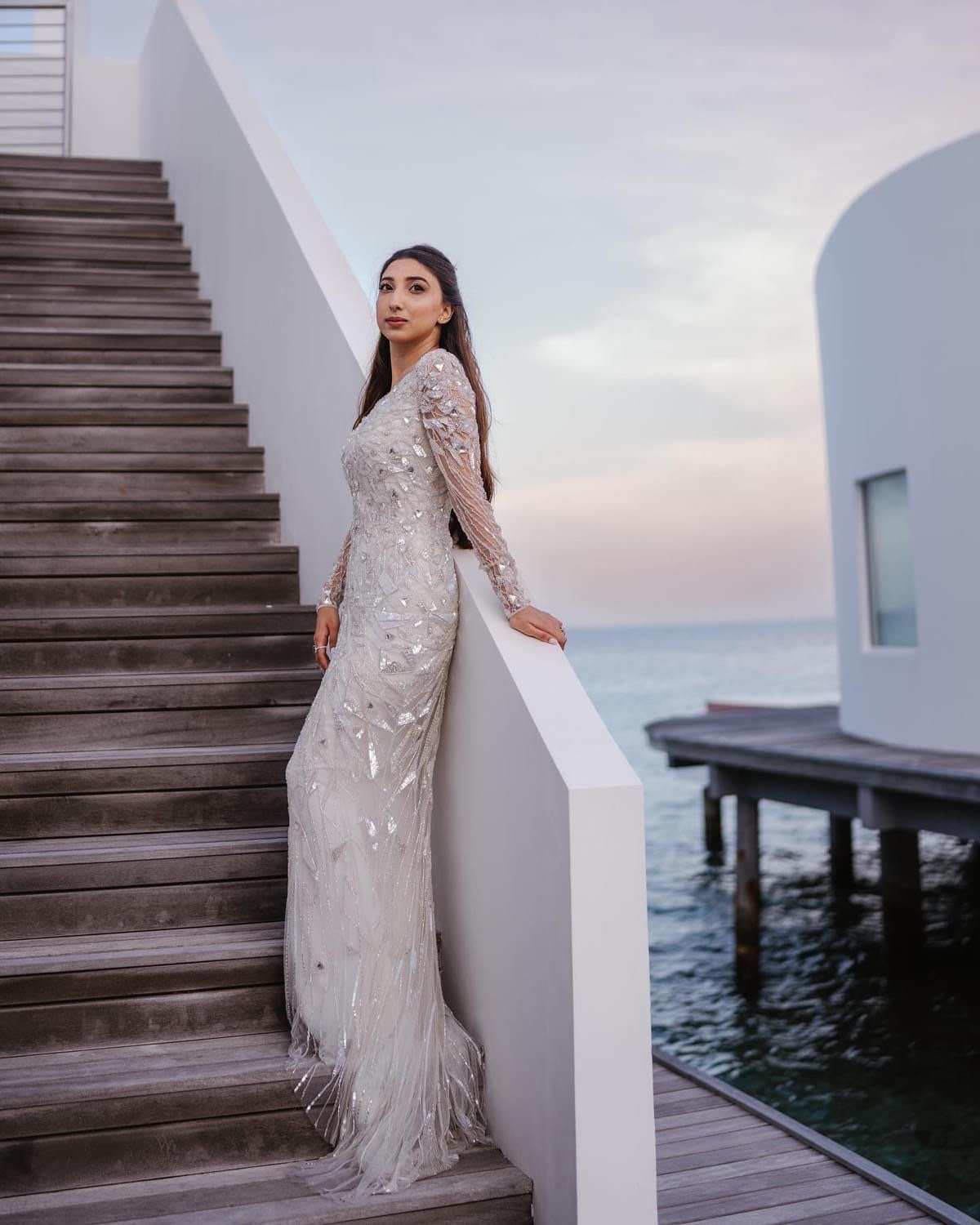 Rent ZUHAIR MURAD Lace Flowy Long Sleeve Dress in Dubai - Designer 24