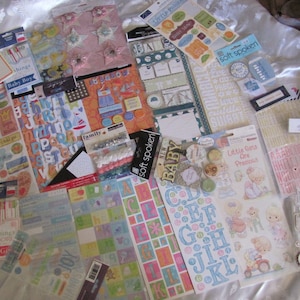21 peças lote scrapbook suprimentos adesivos carimbos die recortes e mais diário artesanato - letras do alfabeto bebê bebê tema