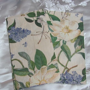 3 Magnoila Lilac Flowers Ivory Floral Paper Napkins for Decoupage Collage Paper Arts Caspari 3 Ply - 16&quot; x 12.5&quot;  30mm x 40mm