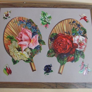 Lot de cartes de visite anciennes découpées à l'emporte-pièce, vers E1900, L1800, album de fleurs de fans allemands en relief victorien, grande page