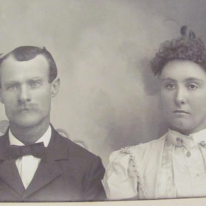 Original Photograph Antique Circa Late 1800's // Couple Portrait Woman Man Victorian Edwardian CDV Cabinet Card Mounted Photo
