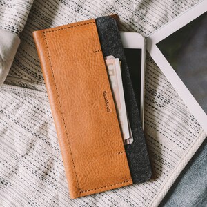 Sophisticated Brown Leather iPhone 15 Wallet: Card Slot, Secure Cap Closure, Natural Wool Felt, Minimalist Design, Premium Leather Carrier image 3