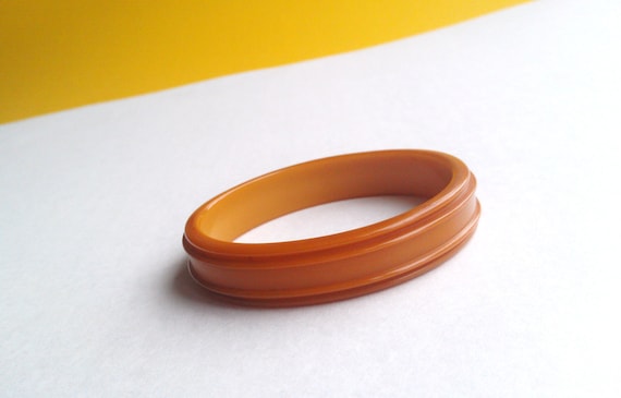 Vintage Burnt Orange Butterscotch Bakelite/Catali… - image 1