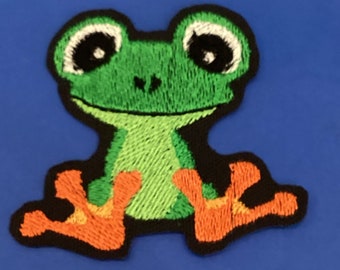 Tree Frog  Iron on Embroidered Patch - homegrownquilts - patches - embroidery