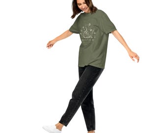 T-shirt met de tekst "Rooted In Good Things", dames T-shirt met herfstpompoen, christelijk herfstshirt, Comfort Colors T-shirt met geverfde geloofsprint